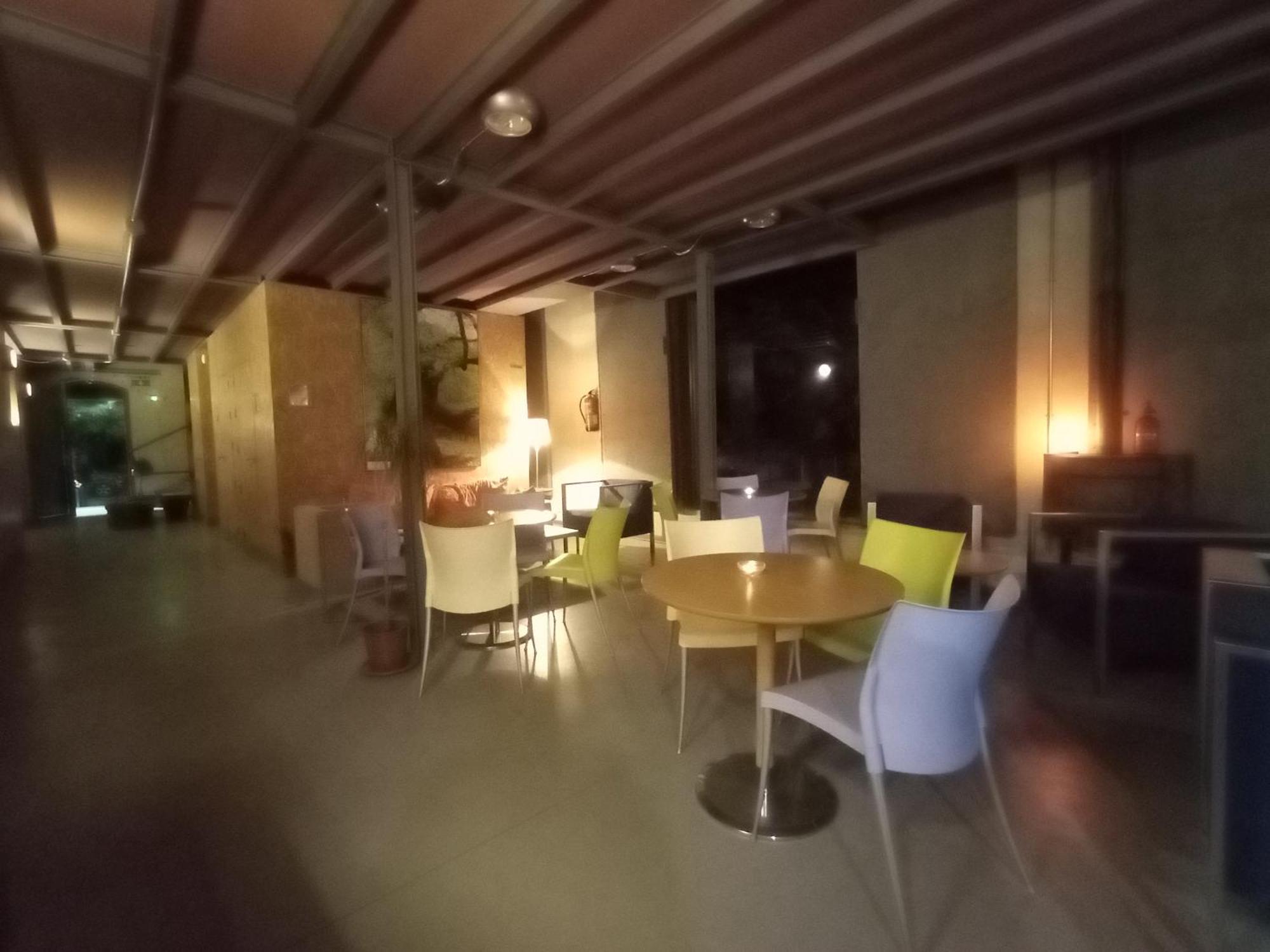 Albergue & Cafeteria Via De La Plata Hervás Exteriör bild